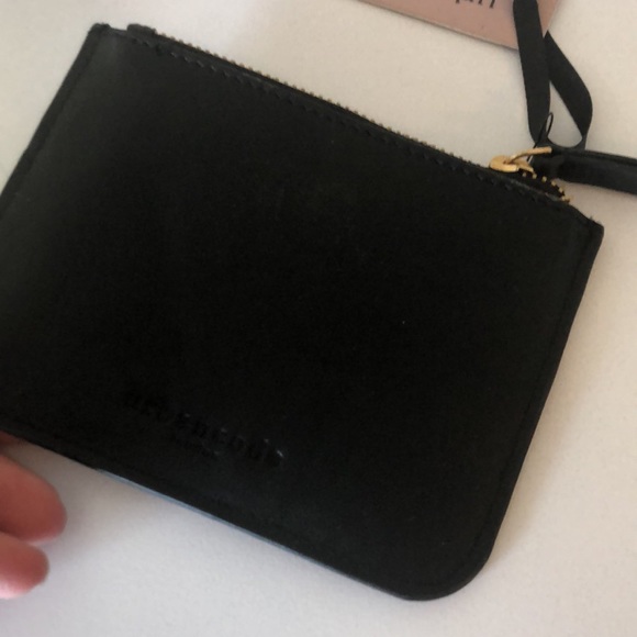 URBANCODE leather coin purse in leopard print - Picture 7 of 8